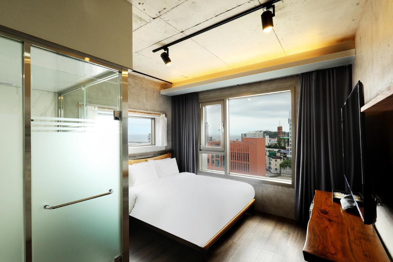 Cornerstone Hotel Seogwipo Exterior photo