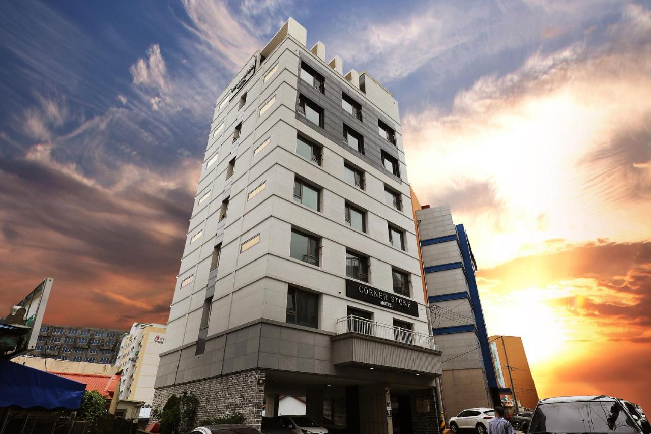 Cornerstone Hotel Seogwipo Exterior photo